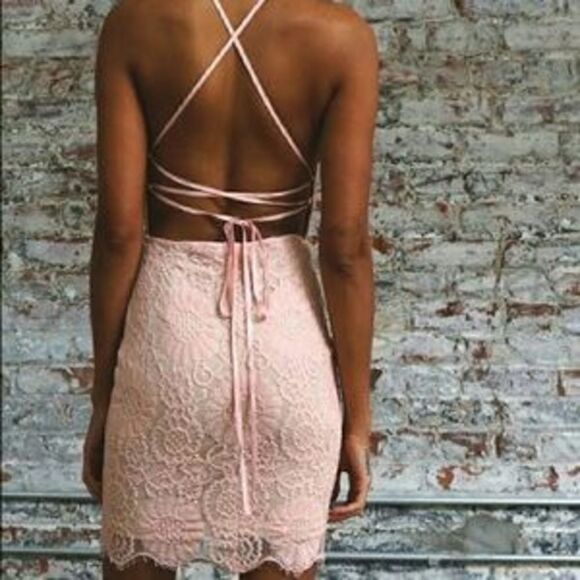 NWT Floral Lace Dress in Blush - Picture 2 of 3